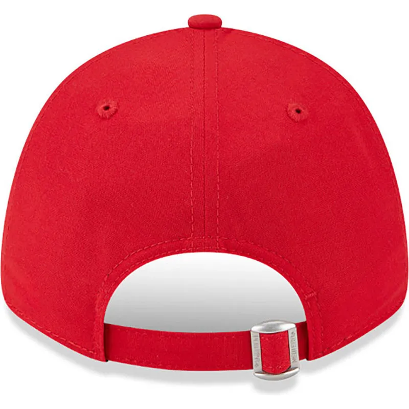 epci-curbata-rou-reglabila-9forty-repreve-outline-de-chicago-bulls-nba-de-new-era