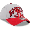 szara-i-czerwona-regulowana-czapka-z-daszkiem-9twenty-tip-off-2023-houston-rockets-nba-od-new-era