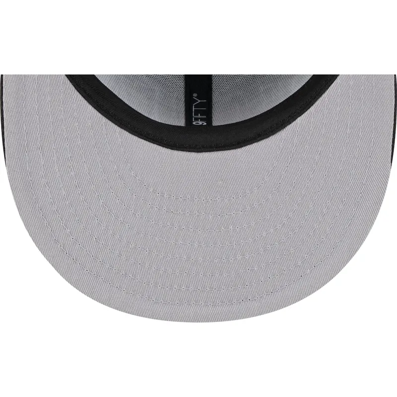 cappellino-piatto-nero-snapback-9fifty-tip-off-2023-dei-milwaukee-bucks-nba-di-new-era