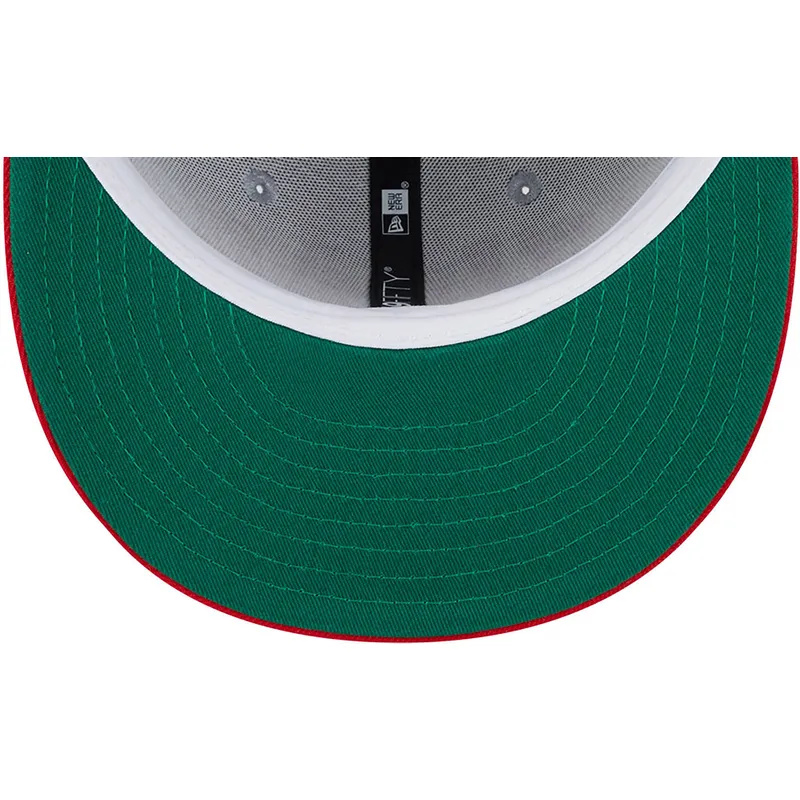 cappello-snapback-grigio-e-rosso-9fifty-tip-off-2023-dei-chicago-bulls-nba-di-new-era