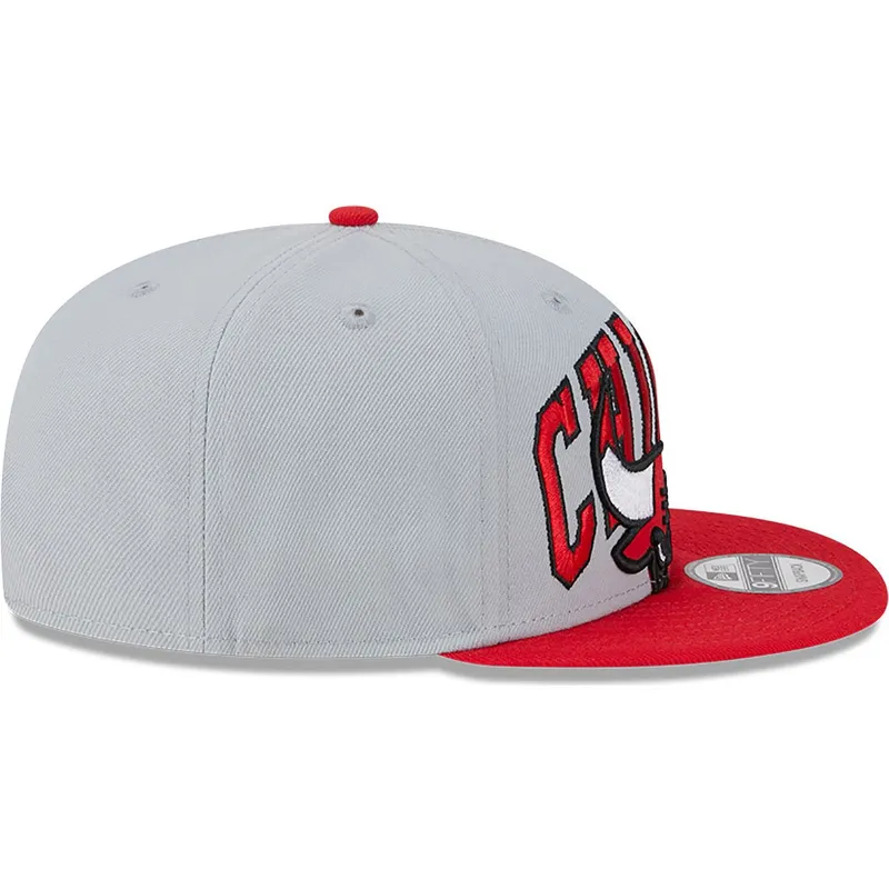 chicago-bulls-nba-new-era-gra-och-rod-platt-keps-snapback-9fifty-tip-off-2023