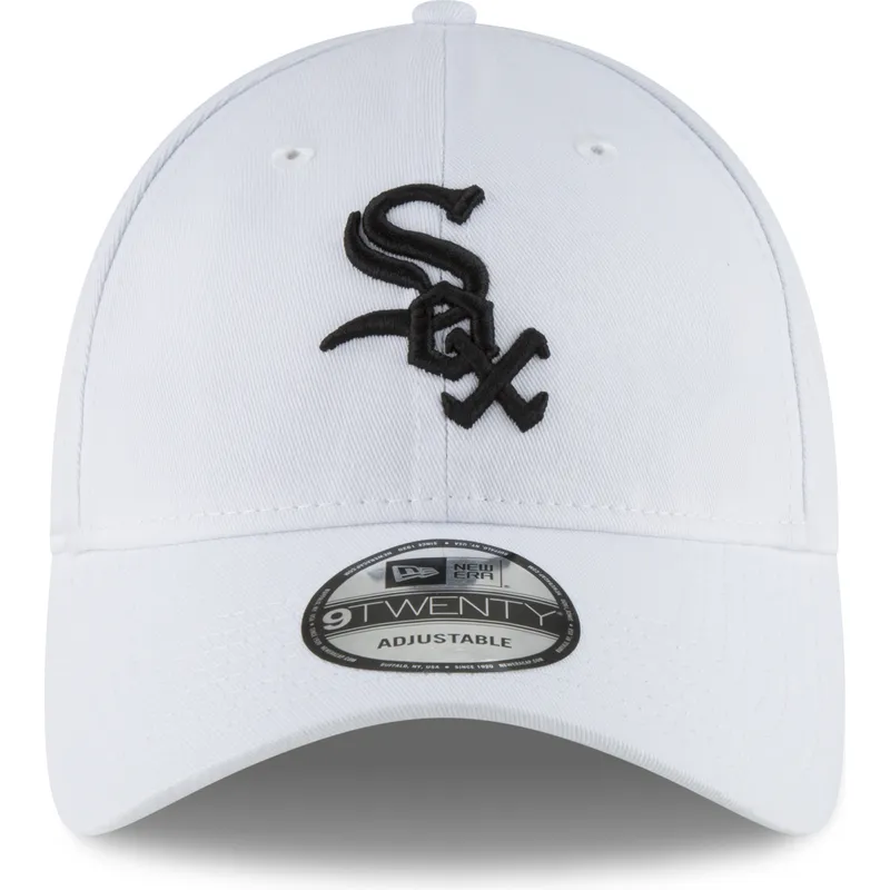 weisse-verstellbare-curved-cap-mit-schwarzem-logo-9twenty-core-classic-der-chicago-white-sox-mlb-von-new-era