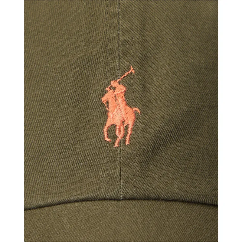 verstellbare-grune-kappe-mit-gebogenem-schirm-und-orangefarbenem-logo-cotton-chino-classic-sport-von-polo-ralph-lauren