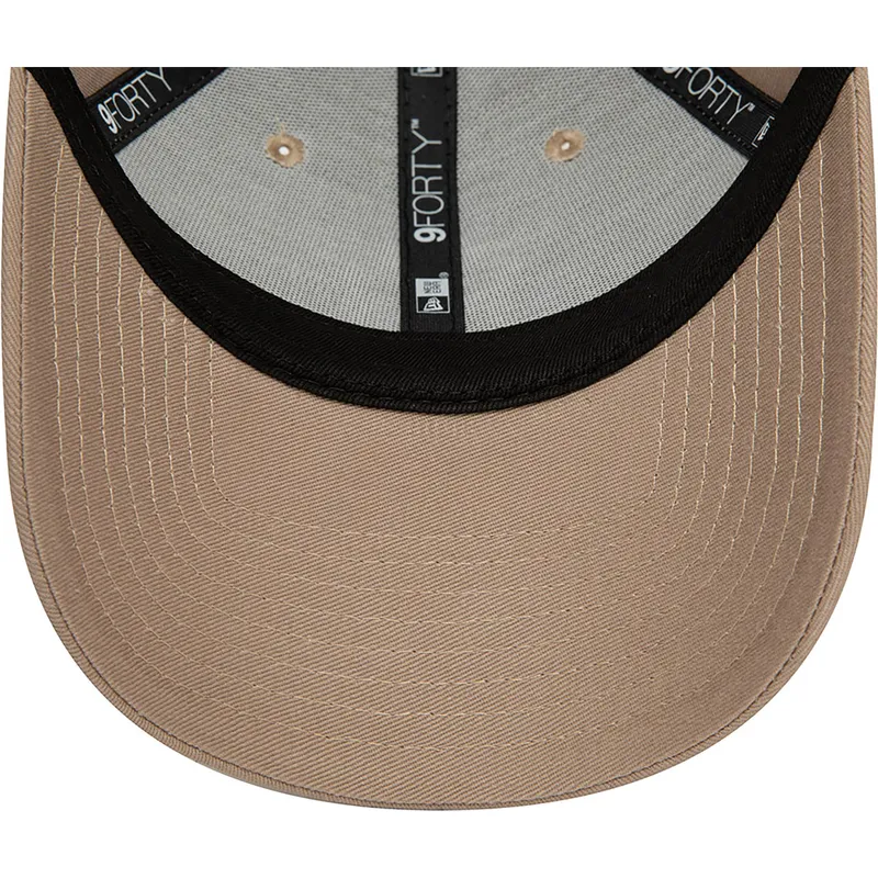 epci-curbata-maro-reglabila-9forty-league-essential-de-new-york-yankees-mlb-de-new-era epci-curbata-maro-reglabila-9forty-league-essential-de-new-york-yankees-mlb-de-new-era