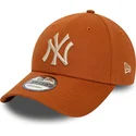 epci-curbata-maro-reglabila-9forty-league-essential-de-new-york-yankees-mlb-de-new-era