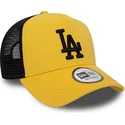 gorra-trucker-amarilla-y-negra-con-logo-negro-a-frame-league-essential-de-los-angeles-dodgers-mlb-de-new-era