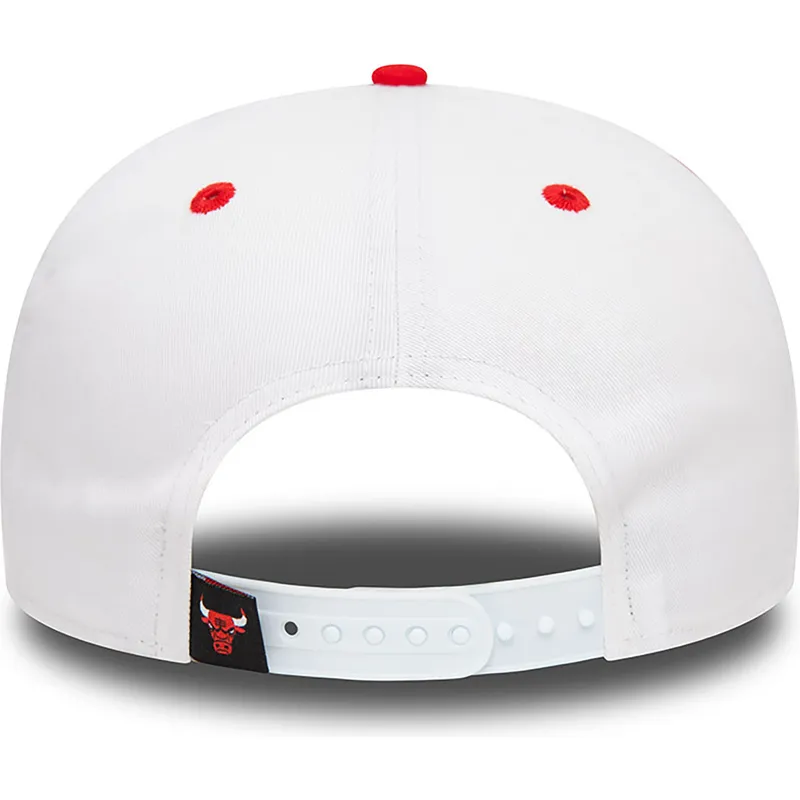 chicago-bulls-nba-new-era-9fifty-white-crown-snapback-kappe-in-weiss-und-rot