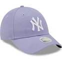 fioletowa-regulowana-czapka-z-zakrzywionym-daszkiem-dla-kobiet-9forty-league-essential-new-york-yankees-mlb-new-era