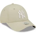 casquette-courbee-beige-ajustable-pour-femme-9forty-league-essential-new-york-yankees-mlb-new-era