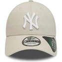 bezowa-zakrzywiona-czapka-regulowana-9forty-repreve-league-essential-new-york-yankees-mlb-od-new-era