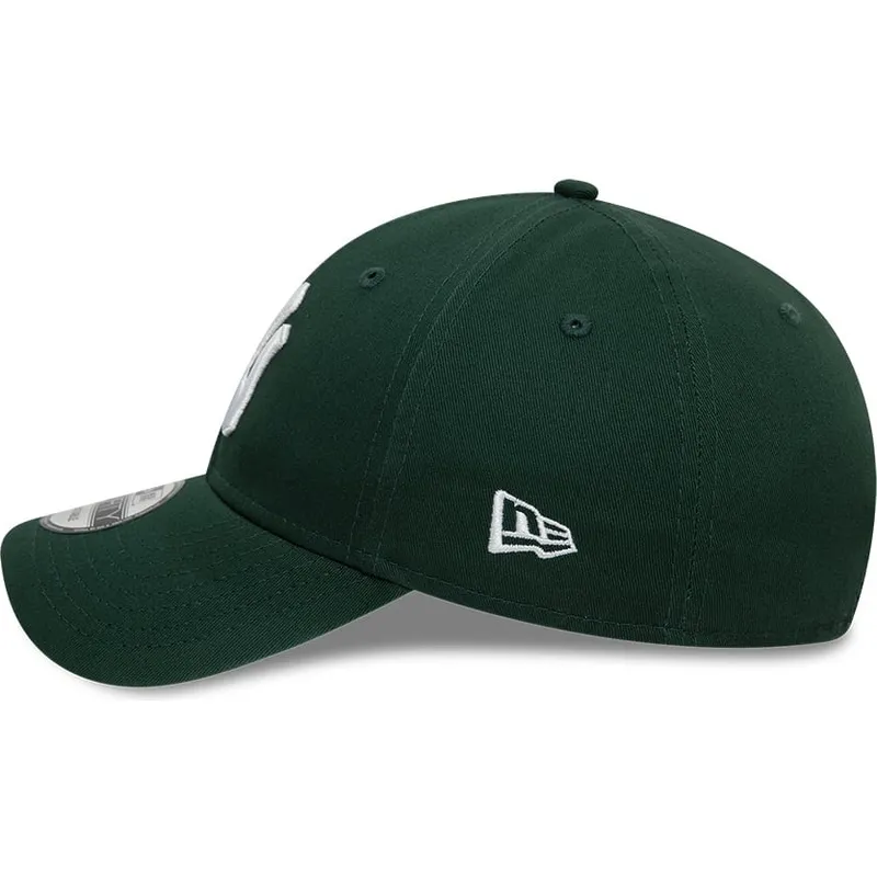 cappellino-curvo-verde-scuro-regolabile-9forty-league-essential-dei-new-york-yankees-mlb-di-new-era