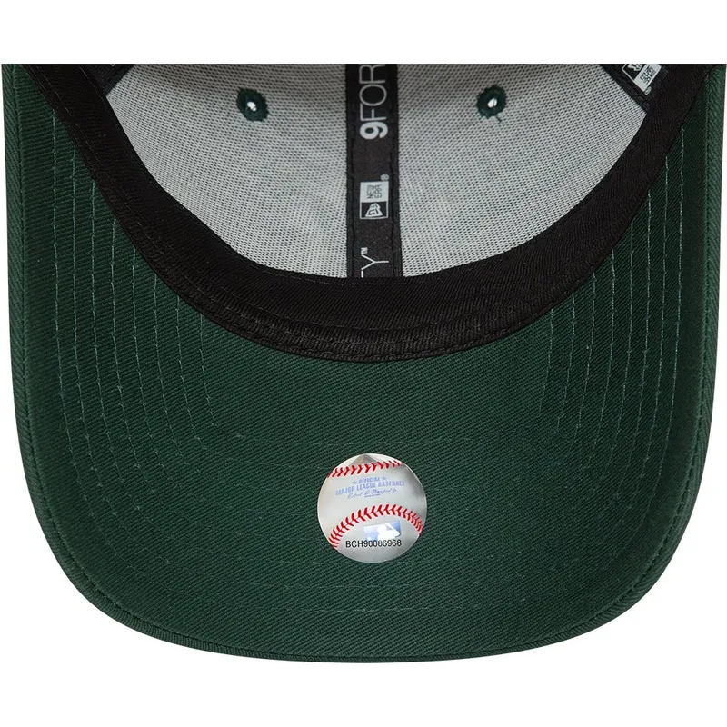 cappellino-con-visiera-curva-verde-scuro-regolabile-9forty-league-essential-di-new-york-yankees-mlb-di-new-era