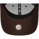 new-era-9forty-league-essential-verstellbare-dunkelbraune-kappe-der-new-york-yankees-mlb