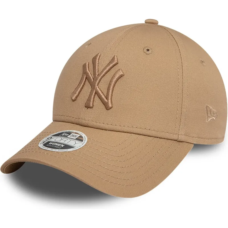 9forty-league-essential-new-york-yankees-mlb-di-new-era-cappellino-curvo-regolabile-marrone-chiaro-con-logo-marrone-chiaro-da-do