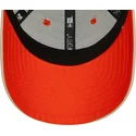 bezowa-regulowana-czapka-z-daszkiem-z-pomaranczowym-logo-dla-dzieci-9forty-graphic-monster-truck-new-york-yankees-mlb-od-new-era