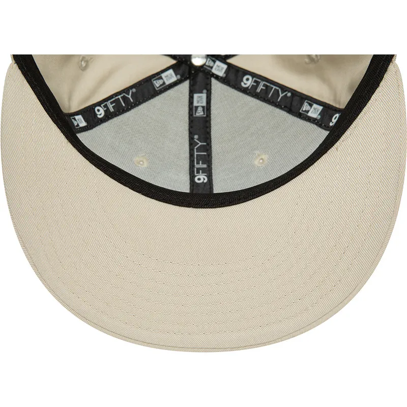 epci-plata-bej-snapback-9fifty-league-essential-de-new-york-yankees-mlb-de-new-era