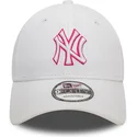 epci-curbata-alb-reglabila-rosa-9forty-team-outline-de-new-york-yankees-mlb-de-new-era