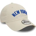 cap-curbata-beige-adjustable-strap-9twenty-wordmark-de-new-york-yankees-mlb-de-new-era