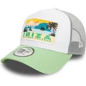 vit-och-gron-a-frame-summer-ibiza-stader-och-strander-truckerkeps-fran-new-era