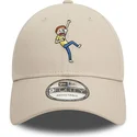 gorra-curva-beige-ajustable-9forty-character-de-morty-smith-rick-y-morty-de-new-era