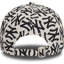 verstellbare-9forty-monogramm-kappe-in-beige-und-schwarz-der-new-york-yankees-mlb-von-new-era