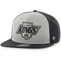 epci-plata-gri-snapback-de-los-angeles-kings-nhl-de-47-brand