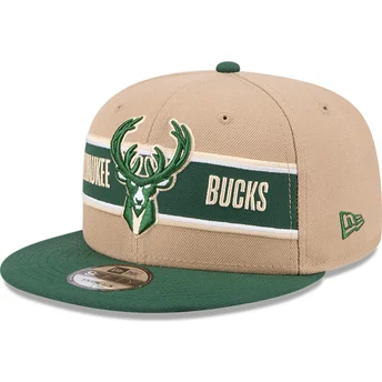 Gorra plana marrón y verde snapback 9FIFTY Draft 2024 de Milwaukee Bucks NBA de New Era