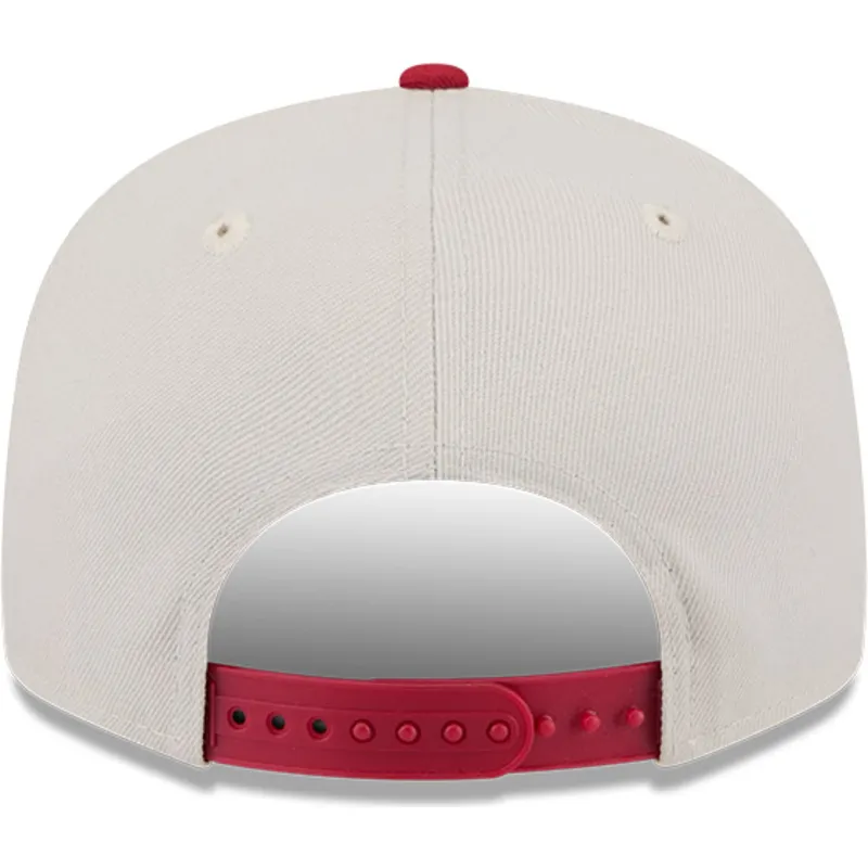 cappellino-piatto-beige-e-rosso-snapback-9fifty-4th-of-july-di-oakland-athletics-mlb-di-new-era