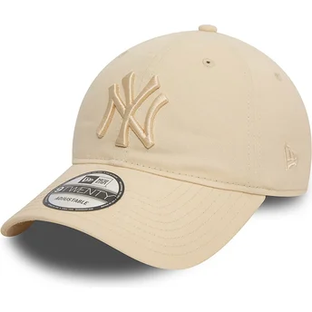 Beige justerbar keps med böjd skärm och beige logo 9TWENTY League Essential New York Yankees MLB från New Era
