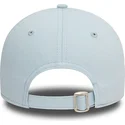 casquette-courbee-bleue-claire-ajustable-avec-logo-bleu-9twenty-league-essential-new-york-yankees-mlb-new-era