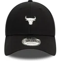 gorra-curva-negra-ajustable-9forty-metallic-pin-de-chicago-bulls-nba-de-new-era