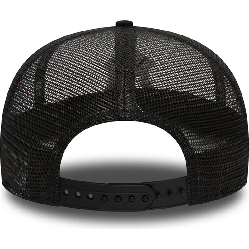 czarna-plaska-czapka-truckerka-9fifty-z-haftowana-siatka-new-york-yankees-mlb-od-new-era