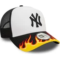 epci-curbata-alb-snapback-a-frame-flame-de-new-york-yankees-mlb-de-new-era