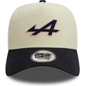 weiss-blaues-snapback-cap-mit-gebogenem-schirm-und-kettenstich-e-frame-von-alpine-f1-team-formula-1-von-new-era