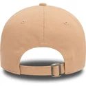 rozowa-czapka-z-zakrzywionym-daszkiem-regulowana-9forty-pin-od-new-era