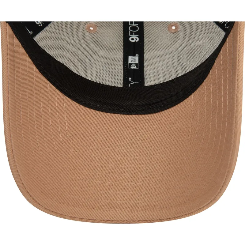 cap-curbata-pink-adjustable-strap-9forty-de-new-era