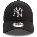 casquette-courbee-noire-ajustable-9forty-seasonal-infill-new-york-yankees-mlb-new-era