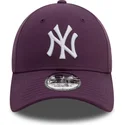 casquette-courbee-violette-ajustable-9forty-league-essential-new-york-yankees-mlb-new-era