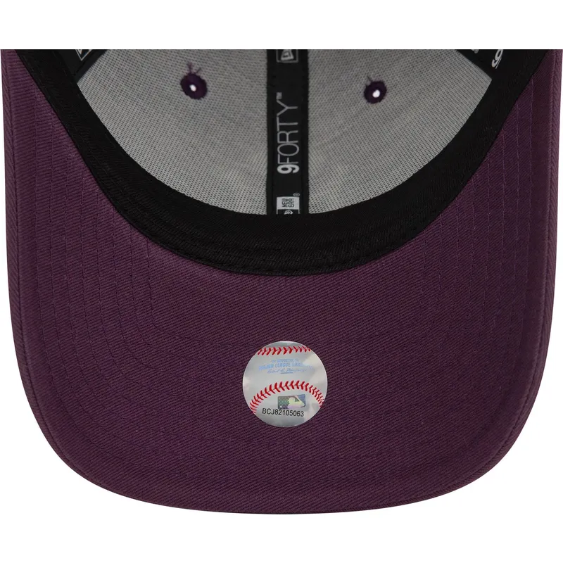 casquette-courbee-violette-ajustable-9forty-league-essential-new-york-yankees-mlb-new-era