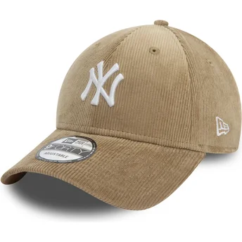 New Era Curved Brim 9FORTY Cord New York Yankees MLB Beige Adjustable Cap