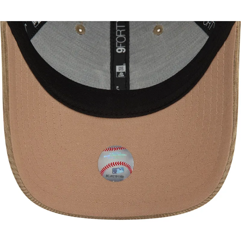 epci-curbata-bej-reglabila-9forty-cord-de-new-york-yankees-mlb-de-new-era epci-curbata-bej-reglabila-9forty-cord-de-new-york-yankees-mlb-de-new-era
