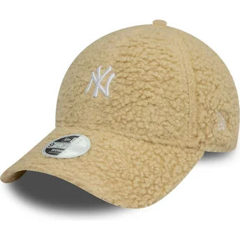 Casquette courbée beige ajustable pour femme 9FORTY Borg New York Yankees MLB New Era