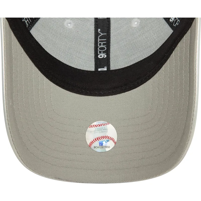 epci-curbata-gri-reglabila-plateada-plateado-9forty-midi-pu-de-new-york-yankees-mlb-de-new-era