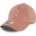 epci-curbata-roz-reglabila-9forty-velour-diamante-de-new-york-yankees-mlb-de-new-era