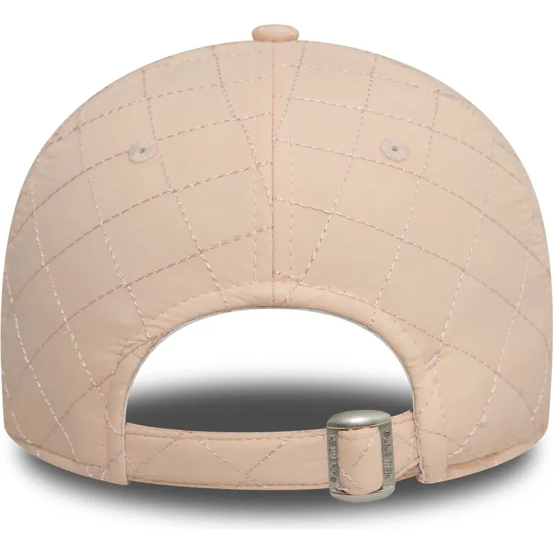 verstellbare-rosa-damen-cap-mit-gebogenem-schirm-9twenty-padded-der-new-york-yankees-mlb-von-new-era