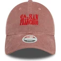 rozowa-regulowana-czapka-z-zakrzywionym-daszkiem-dla-kobiet-9twenty-cord-z-san-francisco-miasta-i-plaze-kalifornii-od-new-era