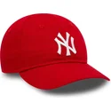 casquette-courbee-rouge-ajustable-pour-enfant-9forty-league-essential-inf-new-york-yankees-mlb-new-era