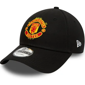 Manchester United Football Club 9FORTY Essential svart böjd justerbar keps från New Era