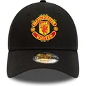 schwarze-verstellbare-curved-cap-9forty-essential-von-manchester-united-football-club-von-new-era