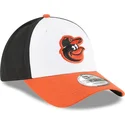 cappellino-curvo-bianco-nero-e-arancione-regolabile-9forty-the-league-dei-baltimore-orioles-mlb-di-new-era